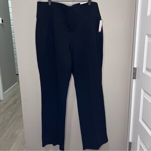 Livi Active Black Pull-On Straight Leg Knit Pants